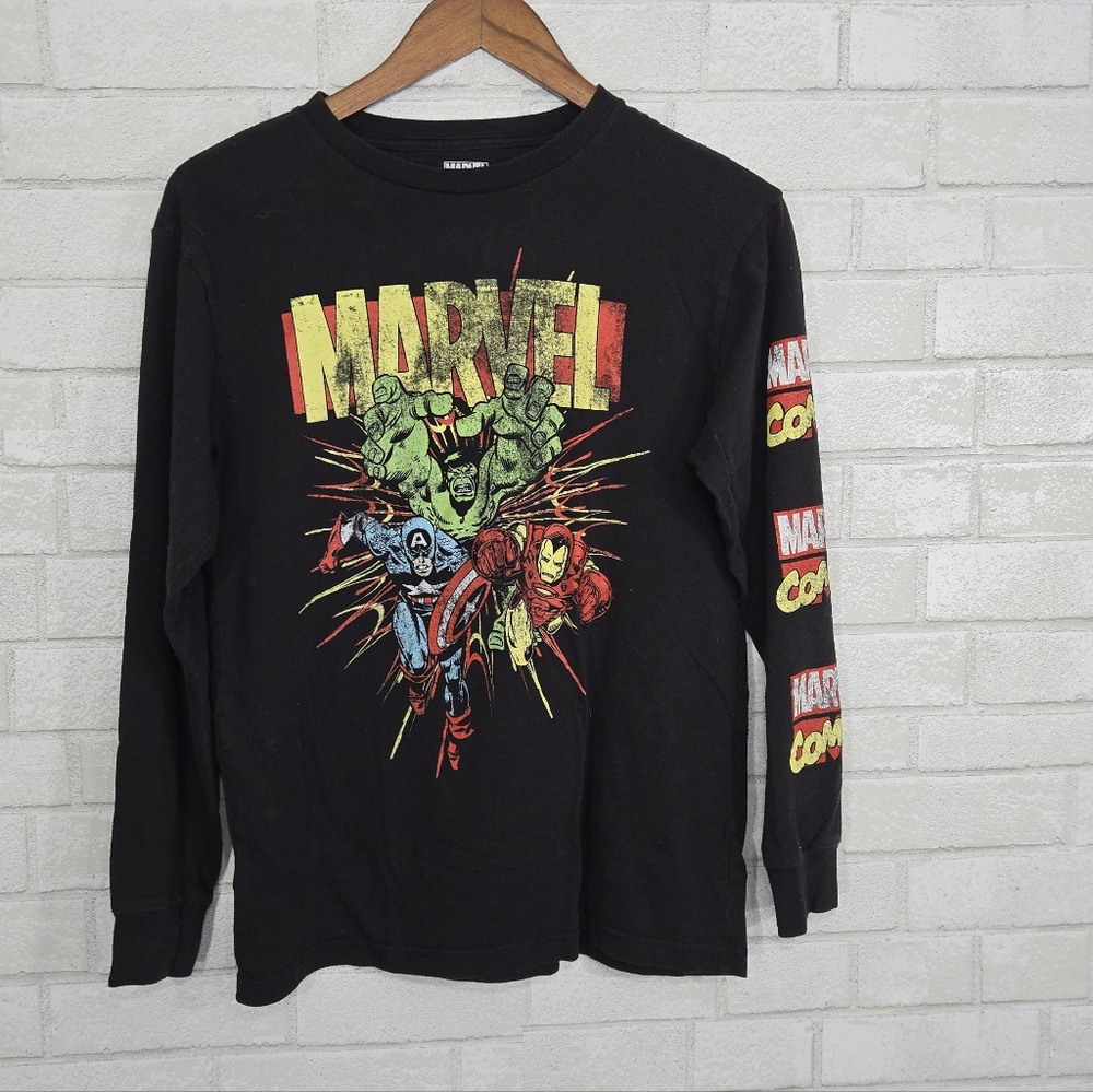 Marvel‎ long sleeve graphic tee